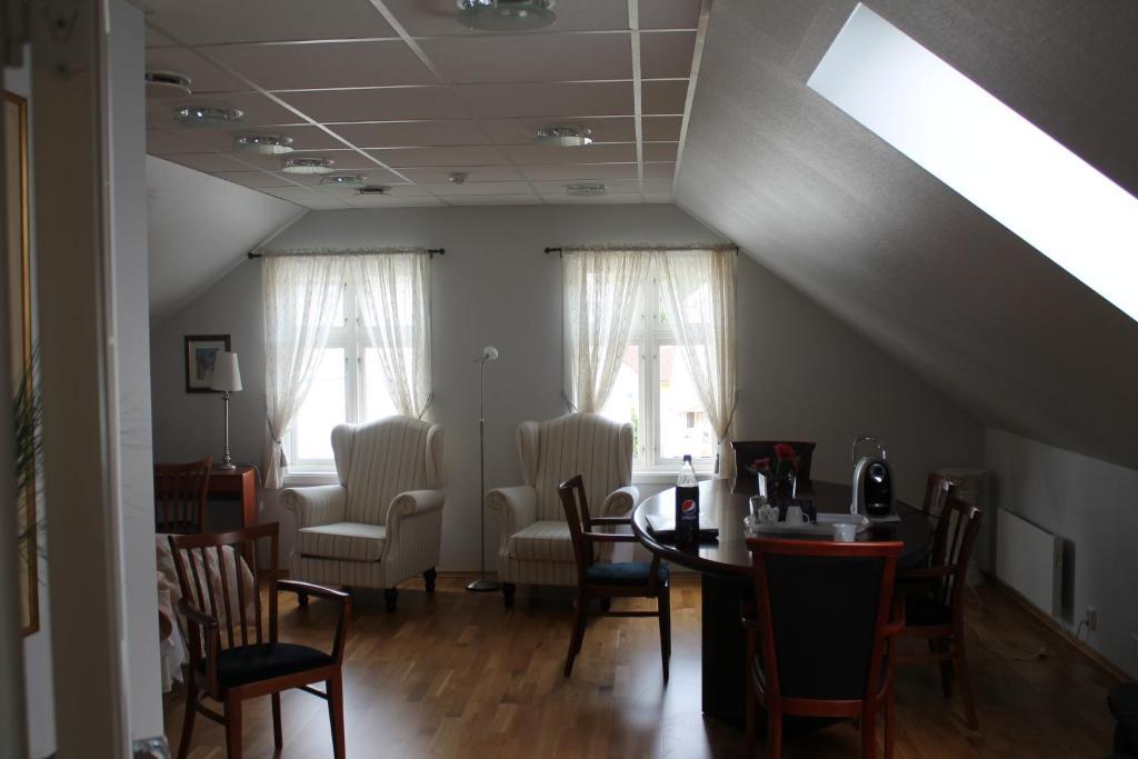 Kløver Hotel Sauda Eksteriør billede