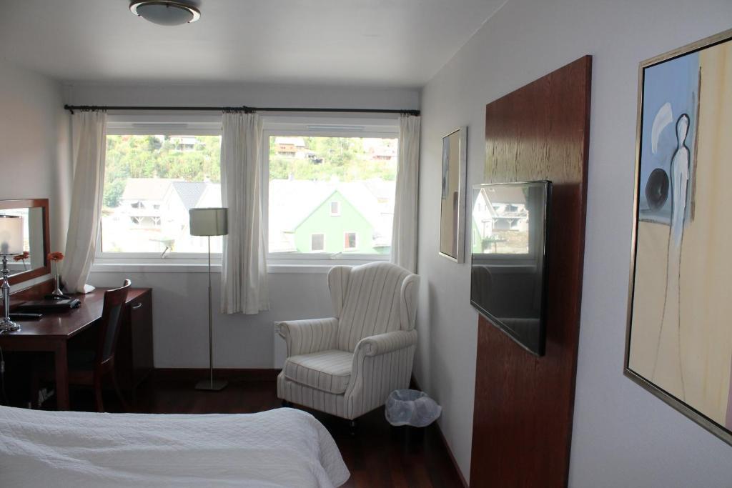 Kløver Hotel Sauda Eksteriør billede